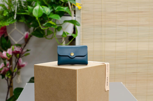 Geldbeutel für Damen. Frauen Portemonnaie. Kleine Ledergeldbörse. Minimalistischer Leder Geldbeutel. Schlanke Brieftasche.Geschenk für Sie. - KATAAB