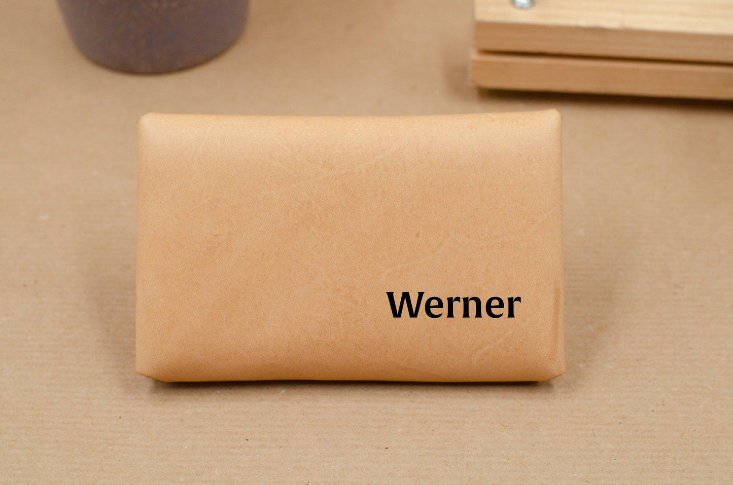Personalisierte Geldbörse mit Gravur. Monogramme Brieftasche. Minimalistischer Leder Geldbeutel (für Herren / Damen). Geschenk für ihn. - KATAAB