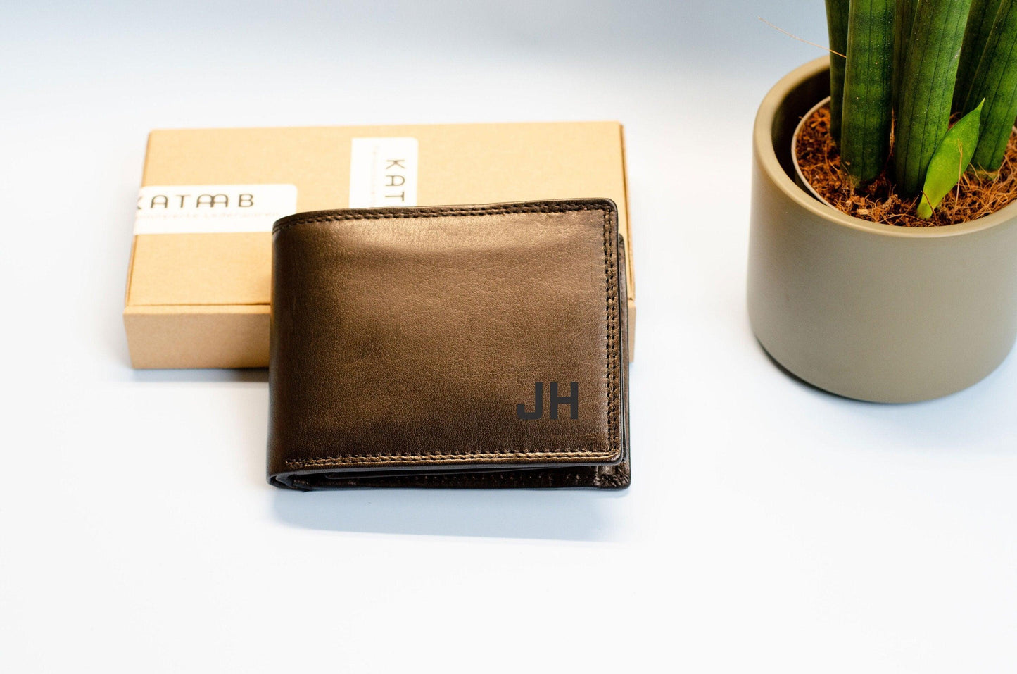 Personalisierte Geldbörse für Männer mit Gravur.Monogrammed Brieftasche für Männer.Portemonnaie für Herren.Gravierte Brieftasche Geschenk. - KATAAB
