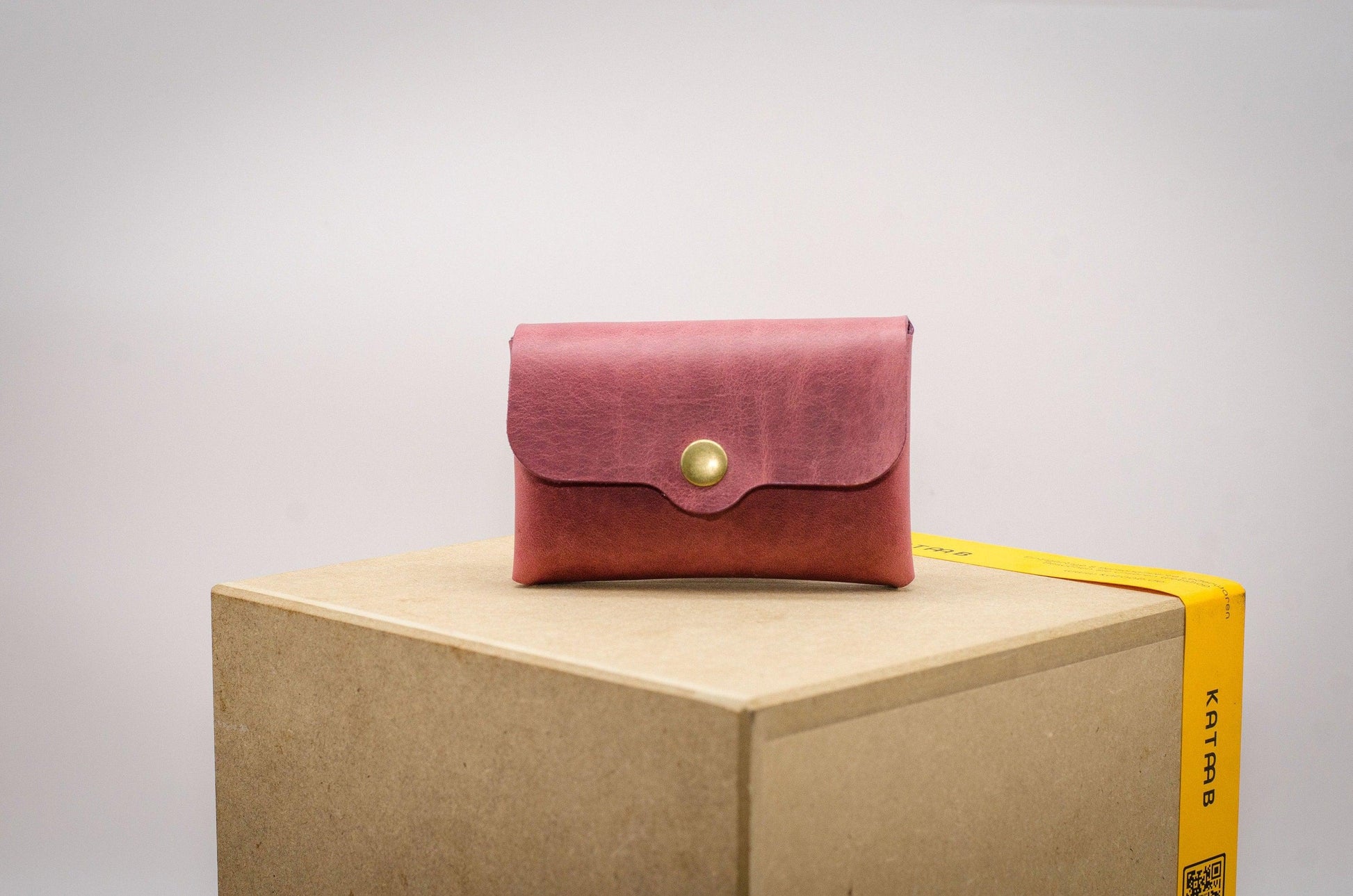Minimalistischer Leder Geldbeutel. Kleine Ledergeldbörse. Schlanke Brieftasche.Geldbeutel für Damen. Frauen Portemonnaie.Geschenk für Sie. - KATAAB