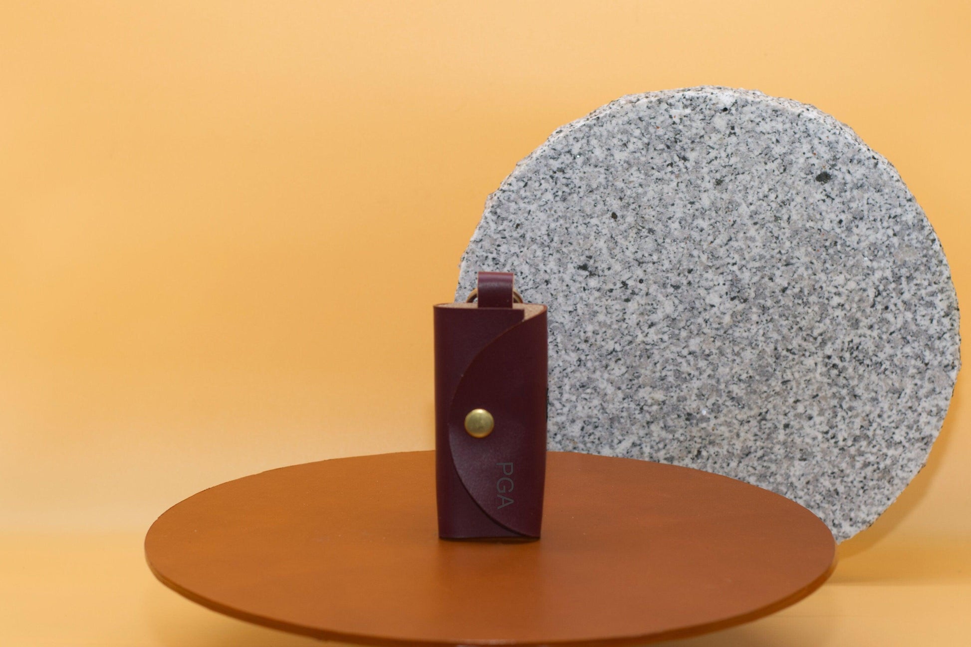 Minimalistischer Leder Schlüssel-Organizer, Handgefertigter Schlüsselhalter, Personalisiertes Geschenk, Schlüsselhülle für Männer und Frauen - KATAAB