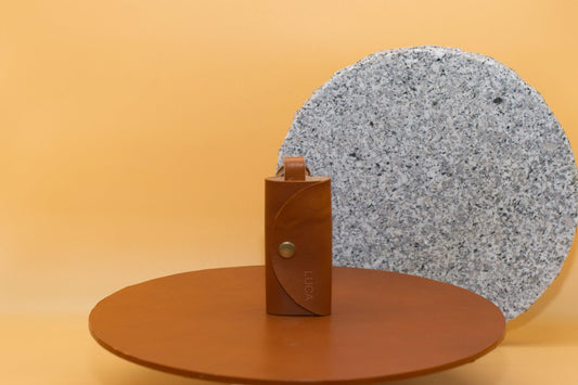 Minimalistischer Leder Schlüssel-Organizer, Handgefertigter Schlüsselhalter, Personalisiertes Geschenk, Schlüsselhülle für Männer und Frauen - KATAAB